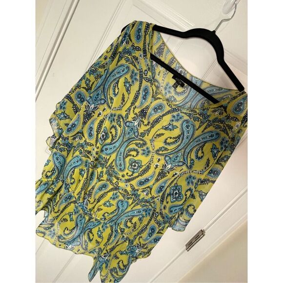 Apt. 9 Tops - Apt 9 women’s handkerchief blouse with cami blue and green size 2X cold shoulder
